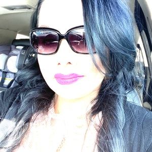 Meet your Posher, Sonia